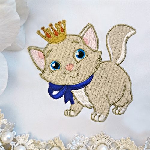 Machine Embroidery Design Adorable white kitten with golden crown