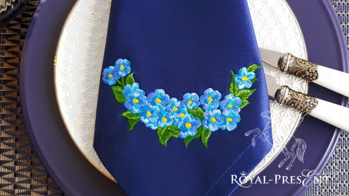 Forget-me-nots Free Embroidery Design